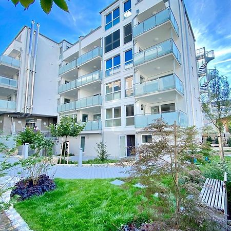 Apartment Sky - nur 100 m bis zum Bodensee Friedrichshafen Exterior foto