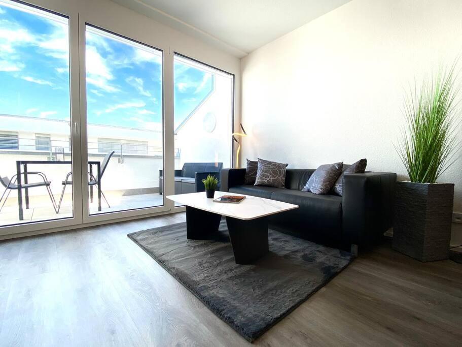 Apartment Sky - nur 100 m bis zum Bodensee Friedrichshafen Exterior foto